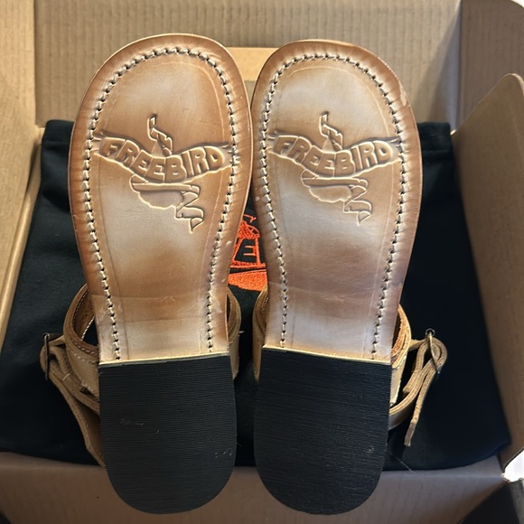 New with tags Freebird Sorrento sandal. - Picture 3 of 3